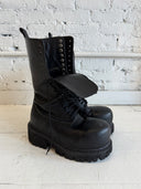 BALENCIAGA RUNWAY ‘STOMPER’ BOOTS