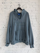 MARKING DISTANCE DISTRESSED LOGO HOODIE